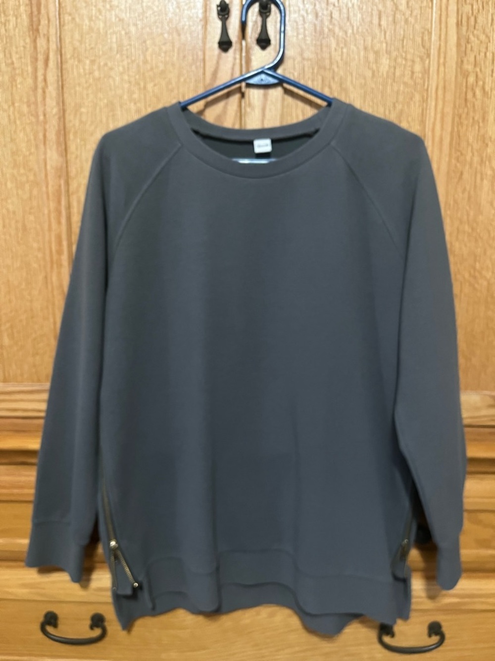 Women’s Ribbed Crewneck Tunic with side zippers - Dark Gray - Small